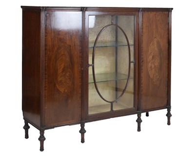 Lot 632 - Early 20th Century mahogany display cabinet