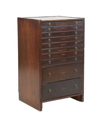 Lot 616 - 19th Century specimen chest