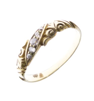Lot 28 - 18ct gold ring set five graduated old-cut diamonds