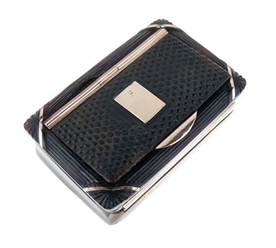 Lot 133 - Late Georgian tortoiseshell snuff box
