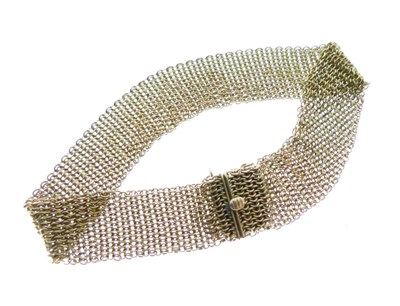 Lot 62 - Mesh-link bracelet, stamped '15ct'