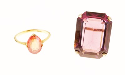 Lot 23 - Two gem-set rings