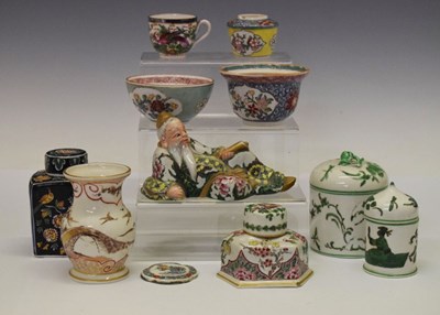 Lot 413 - Group of French ceramics in the Chinese taste
