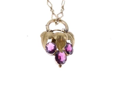 Lot 36 - Garnet set Victorian pendant