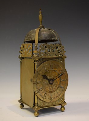 Lot 552 - Small early 20th Century brass lantern-style timepiece