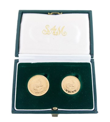 Lot 191 - South Africa gold Two and one rand gold coins, 1968