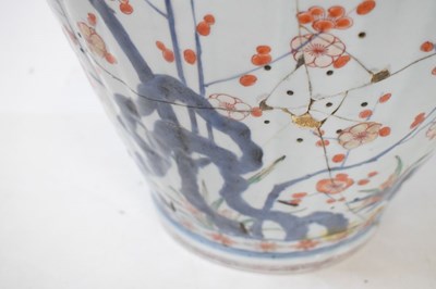 Lot 301 - Pair of Imari lidded vases