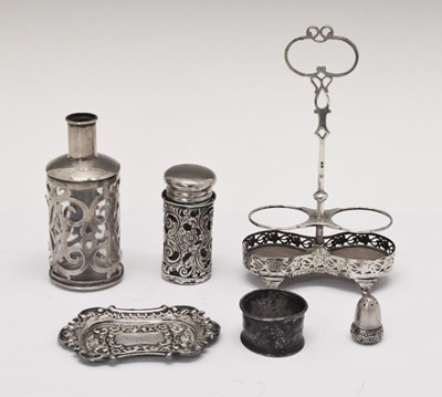 Lot 169 - Mixed group of silver