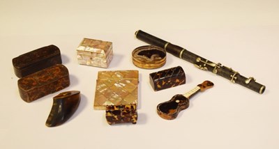 Lot 229 - Quantity of miniature boxes, etc.
