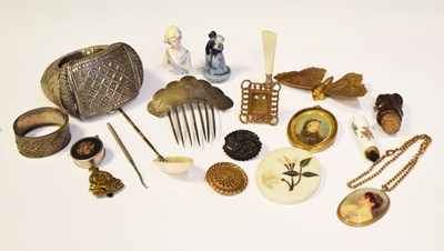 Lot 94 - Quantity of costume jewellery
