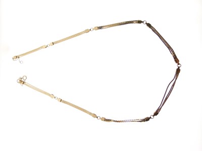 Lot 78 - Yellow metal (750) necklace