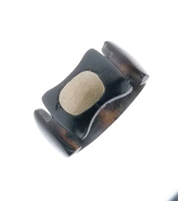 Lot 47 - Tortoiseshell ring