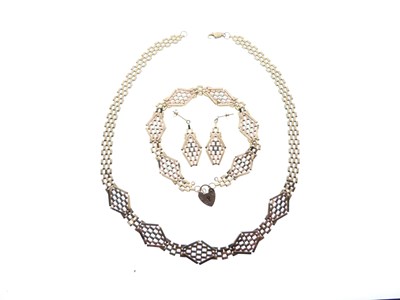 Lot 74 - Suite of 9ct tri-colour gold jewellery