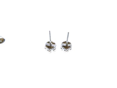 Lot 28 - Pair of seven stone diamond cluster earstuds