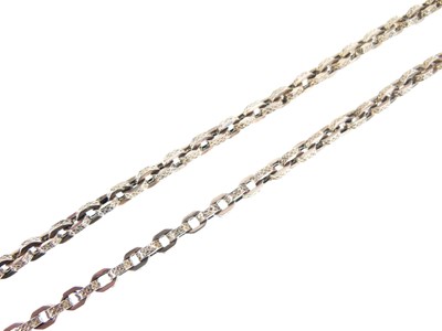 Lot 76 - Unmarked yellow metal fancy belcher necklace
