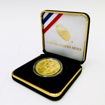 Lot 118 - United States of America, American Liberty high relief $100 1oz gold coin, 2015