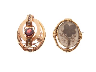 Lot 147 - Garnet & seed pearl brooch, and hair brooch