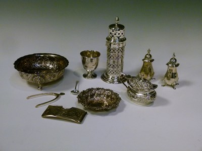 Lot 275 - Small group of silver