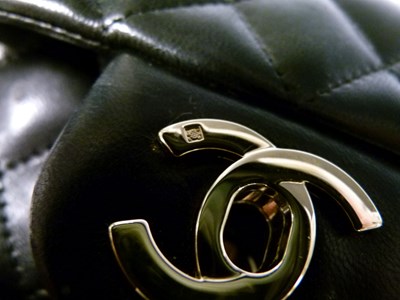 Lot 356 - Chanel - Single flap classic handbag, quilted black lambskin