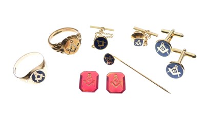 Lot 23 - Group of Masonic items