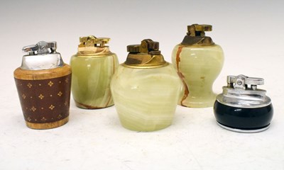 Lot 550 - Collection of lighters and ashtrays
