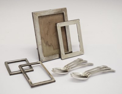 Lot 80 - Set of six George IV silver Queen's pattern teaspoons and photo frames