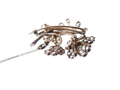 Lot 292 - Late Victorian diamond floral spray brooch