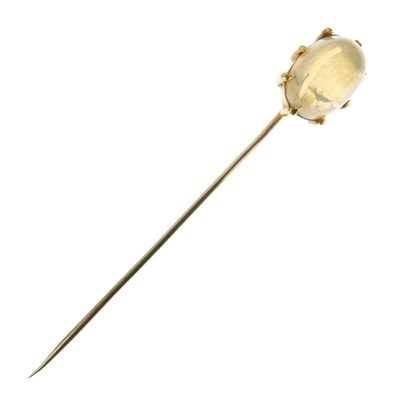 Lot 32 - Opal stickpin