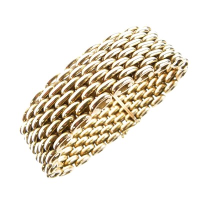 Lot 16 - Heavy wide bracelet
