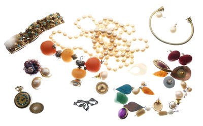 Lot 58 - Assorted costume jewellery