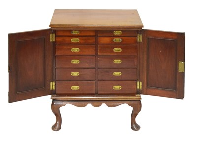 Lot 371 - Early 20th Century collectors mahogany cabinet