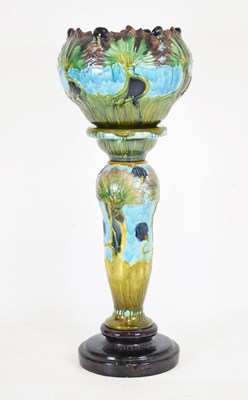 Lot 274 - Continental Majolica jardinière and pedestal