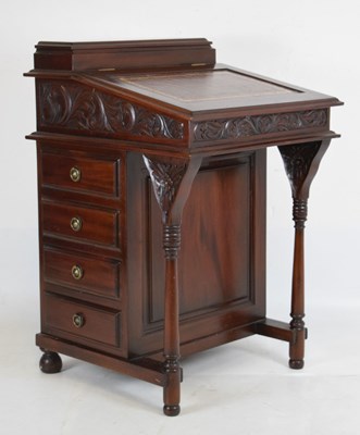 Lot 496 - Reproduction mahogany Davenport