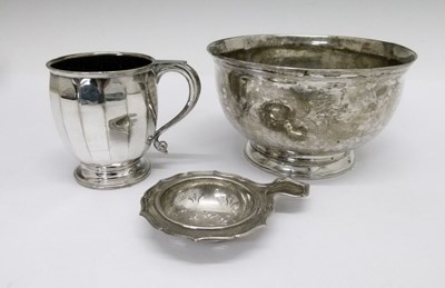 Lot 80 - White metal unmarked pedestal bowl, silver tea strainer and EPNS mug