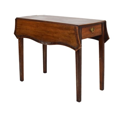Lot 389 - Mahogany and crossbanded serpentine Pembroke table