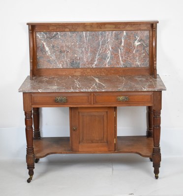 Lot 491 - Early 20th Century marble-top washstand