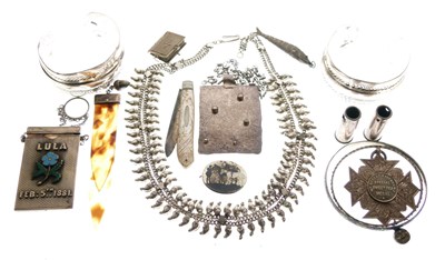 Lot 29 - Small quantity of jewellery