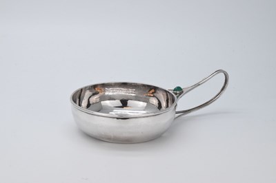 Lot 79 - Charles Robert Ashbee (1863-1942) for the Guild of Handicraft silver porringer
