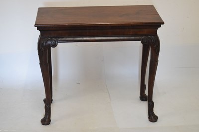 Lot 546 - George III  mahogany table on four cabriole supports