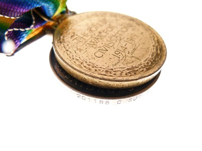 Lot 271 - First World War medal pair and George V Silver Jubilee commemorative medallion