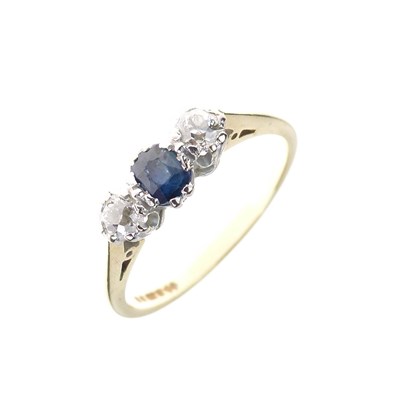Lot 6 - Sapphire and diamond three-stone ring