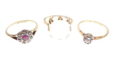 Lot 4 - Illusion set diamond single stone ring