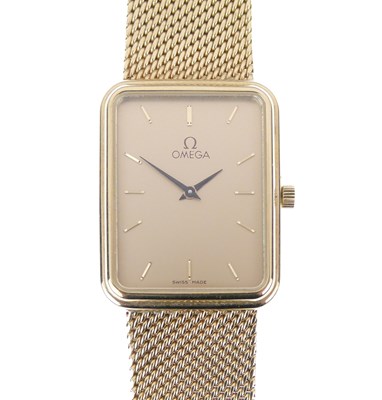 Lot 48 - Omega - Gentleman's 9ct gold bracelet watch