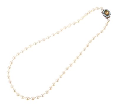 Lot 37 - Uniform row of cultured pearls