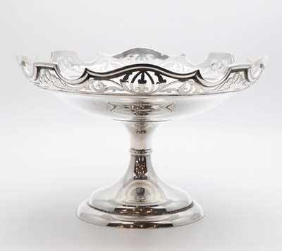 Lot 80 - George V silver pedestal fruit bowl, Martin Hall & Co Ltd