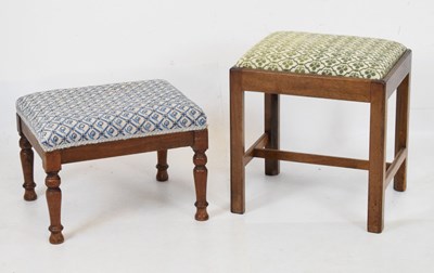 Lot 661 - Two stools