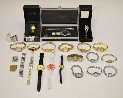 Lot 128 - Mixed quantity of fashion watches