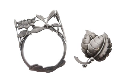 Lot 92 - Pat Cheney Art Nouveau design brooch and S. Christian Fogh, Danish leaf brooch