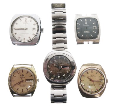 Lot 134 - Group of five retro watch heads