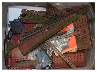 Lot 303 - Meccano